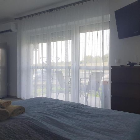 Liliom Apartman Apartment Heviz Luaran gambar